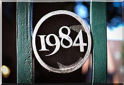 Dystopian Novels: 1984 by George Orwell 